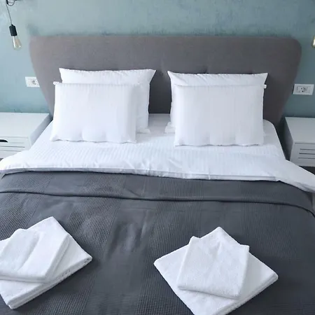 Апартаменти No 08 - Amarilia *