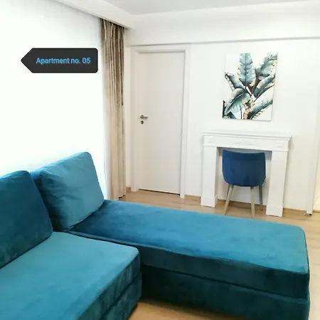 No 08 - Amarilia Apartment