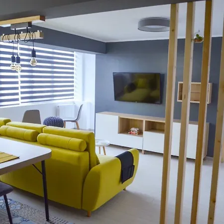 No 08 - Amarilia * Constanţa