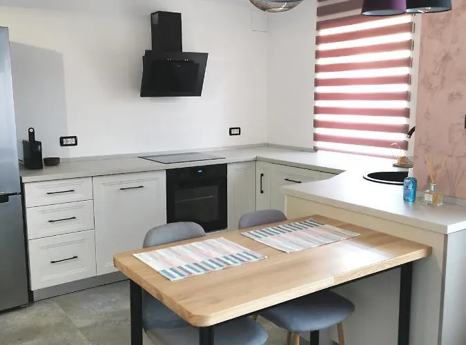 No 08 - Amarilia Apartament *